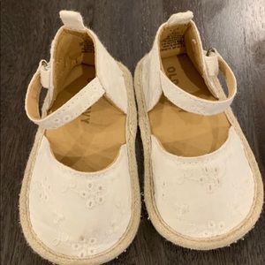 Baby girl eyelet ballet flats